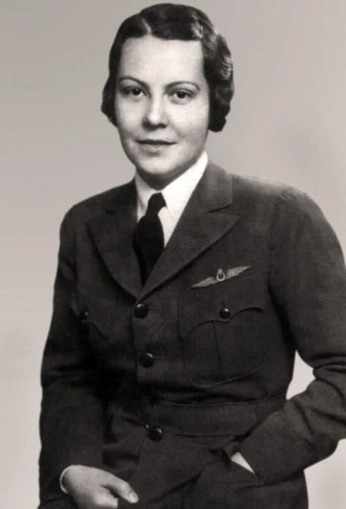 800px Sabiha gokcen3